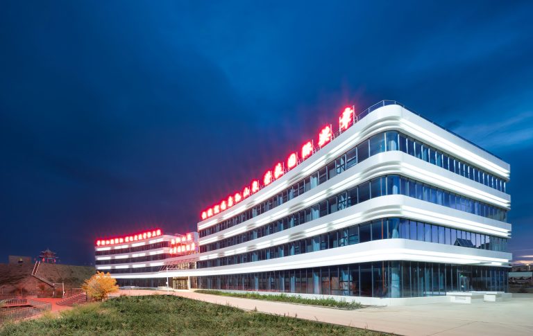 产学研深度融合，科技赋能乌孙山泉铸就高端康养水标杆